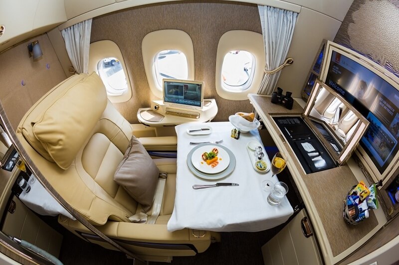 Kinh nghiệm chọn chỗ ngồi trên máy bay cho người mới | Vietjet Air